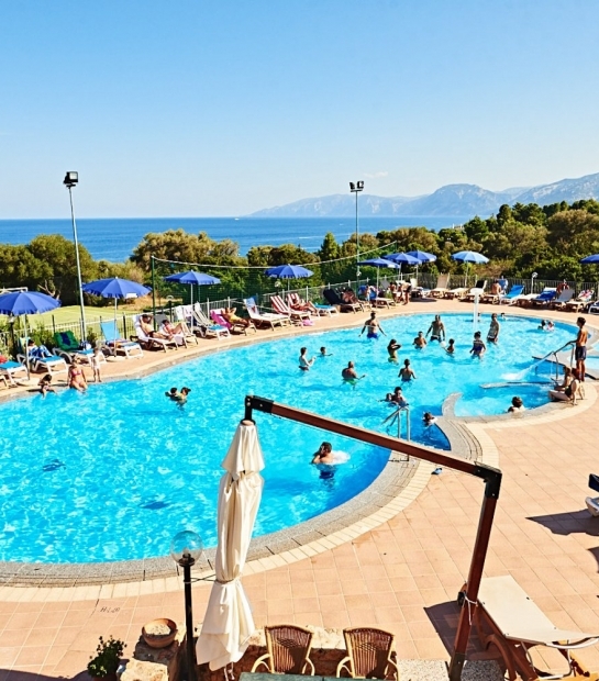 Piscina Resort Cala Gonone